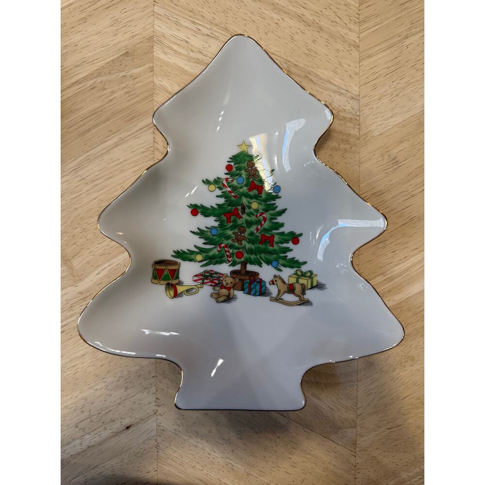 Shibata Fine Bone China Candy Dish Christmas Tree Shape 9"